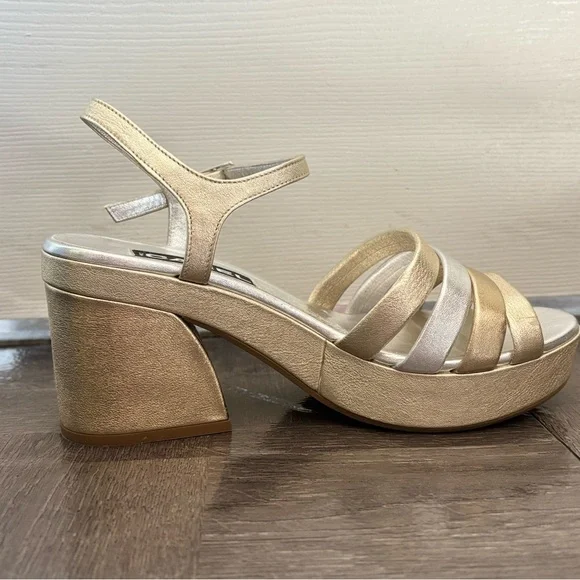 CAREL PARIS Silver And Gold Leather Platform Pumps Size 40/ 9 US - Picture 7 of 9